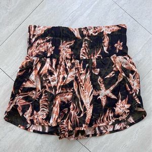 NWOT Free People The Way Home Shorts Size M